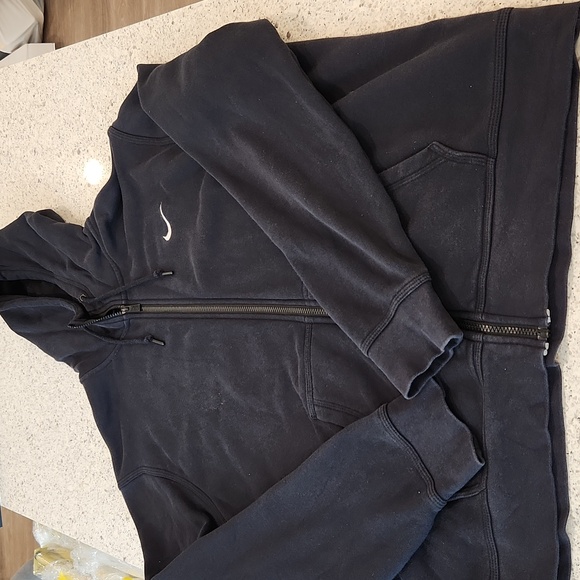 Black Nike Full-Zip Hoodie - Picture 1 of 3